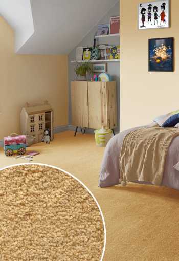 Metrážny koberec RACING 350