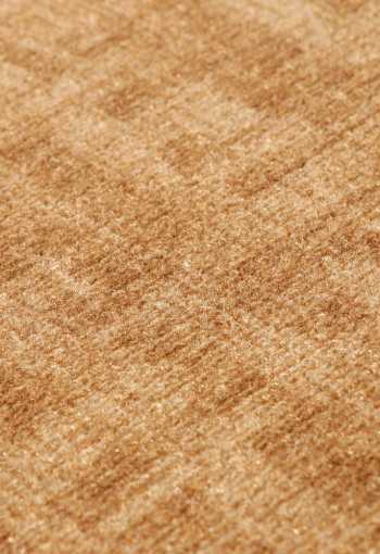 [behun-linea-33-08.jpg]