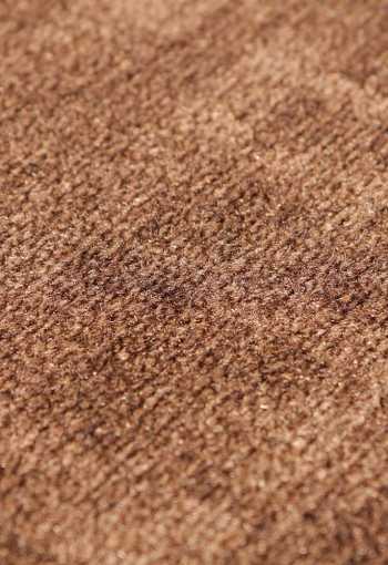 [behun-linea-44-08.jpg]