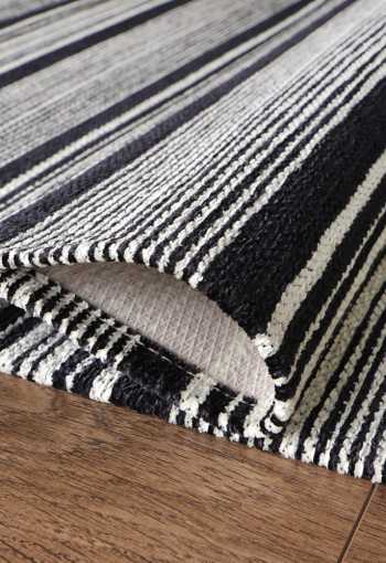 [laos-125-999x-4.jpg]