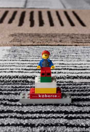 [kusovy-koberec-diamond-24164-795-3.jpg]