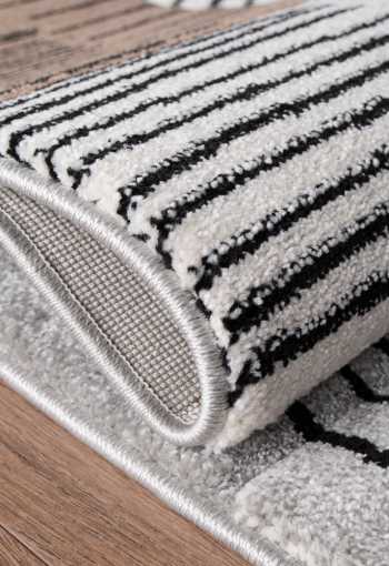 [kusovy-koberec-diamond-24164-795-4.jpg]