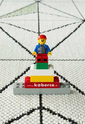 [sky-19447-062-07.jpg]