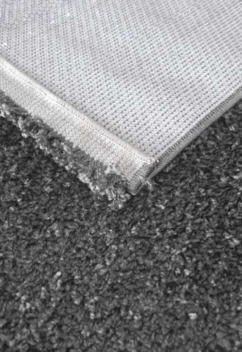 [kusovy-koberec-liffe-shaggy-1500-sivy-4.jpg]