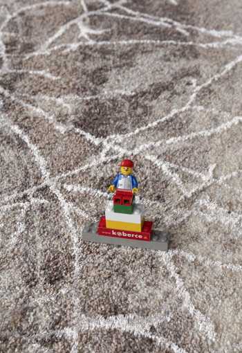 [kusovy-koberec-olympos-3505-beige-light-grey-3.jpg]