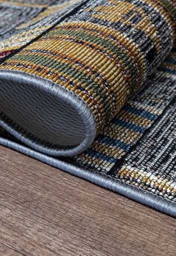 [behun-zoya-820-q01e-5.jpg]