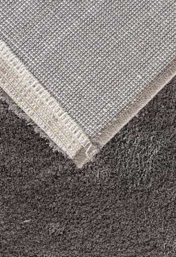 [kusovy-koberec-gala-01-ddd-4.jpg]