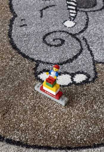 [detsky-kusovy-koberec-vegas-kids-04-ese-2.jpg]