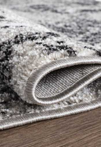 [kusovy-koberec-victoria-8002-0944-3.jpg]