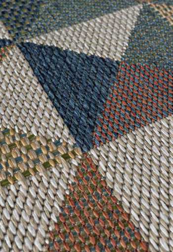 [koberec-capri-303-multi-1.jpg]