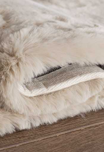 [kusovy-koberec-heaven-800-beige-3.jpg]