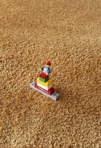 [kusovy-koberec-gala-01-yyy-kruh-2.jpg]