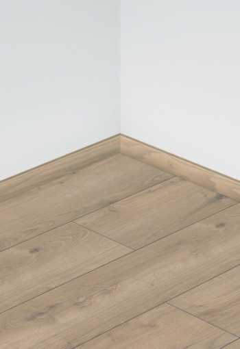 [classen-pool-8324-dub-jasny-hnedy-52341-03.jpg]