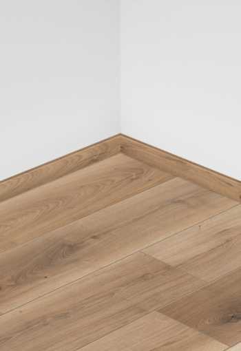 [classen-pool-8324-4v-dub-jasny-hnedy-mix-52375-03.jpg]