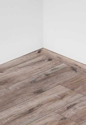 [classen-stuttgart-4v-dub-grimmen-47911-03.jpg]