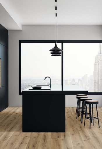 [d4129_mombasaeiche_interier.jpg]