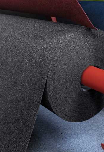 [podkladovy-koberec-budget-890-antracit-5.jpg]