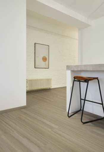 [surplus-industry-oak-74-02.jpg]