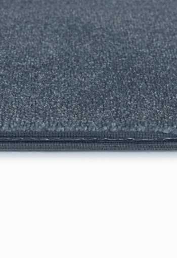 [metrazny-kobrec-sentiment-75-3.jpg]