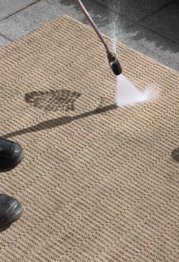 [103610_cleaning.jpg]