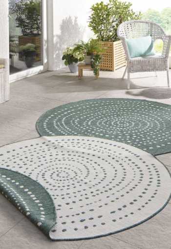 [103111_r_mil_2.jpg]