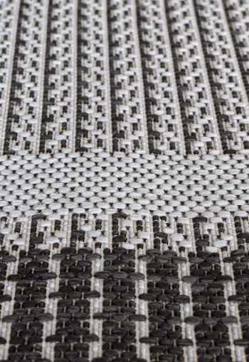 [kusovy-koberec-nerd-1969-180-1.jpg]