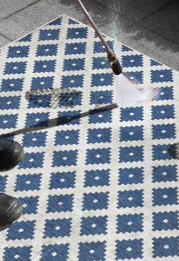 [103128_cleaning.jpg]