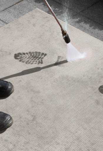 [103555_cleaning.jpg]