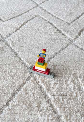 [kusovy-koberec-lucia-2255-160-white-2.jpg]