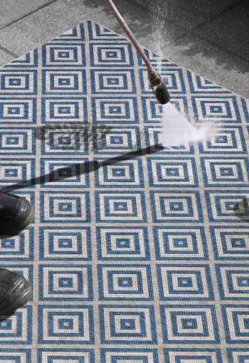 [102468_cleaning.jpg]