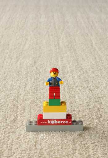 [koberec-labrador-71351-056-kruh-2.jpg]