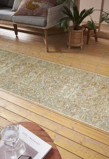 [105594_laufer_001_mil.jpg]