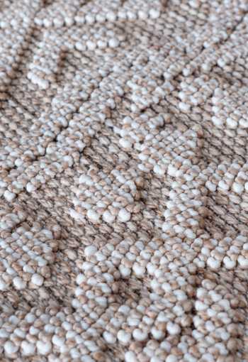 [kusovy-koberec-utopia-7104-beige-1.jpg]