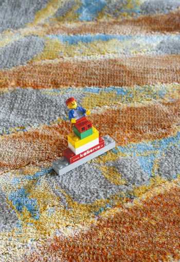 [kusovy-koberec-bloom-466-140-ak990-2.jpg]