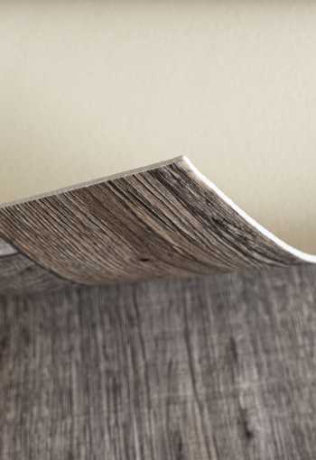 [pvc-maxima-plus-hunter-oak-s39-3a.jpg]