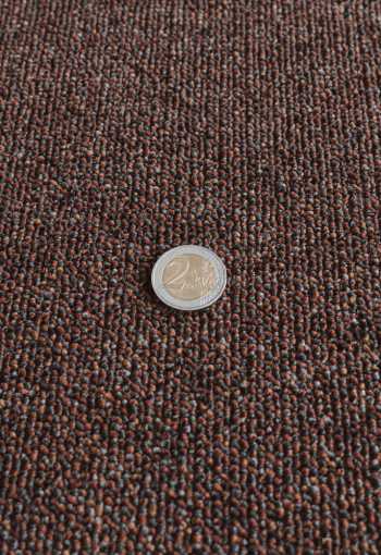 [metrazny-koberec-nero-84-2.jpg]