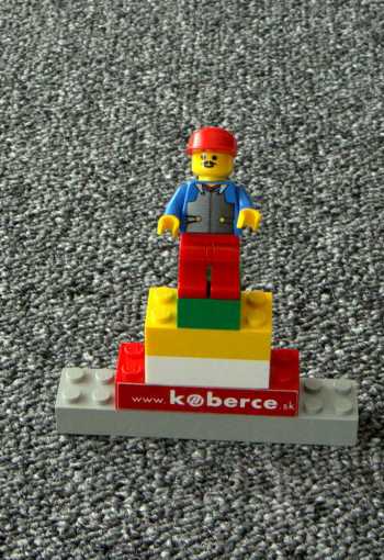 [metrazny-koberec-real-76-2.jpg]