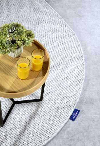 [106048_oval_det3.jpg]