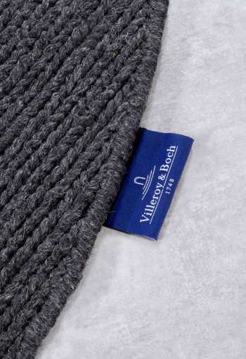 [106051_rund_zoom2.jpg]