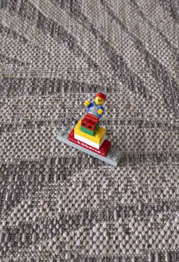 [kusovy-koberec-casa-607-taupe-2.jpg]