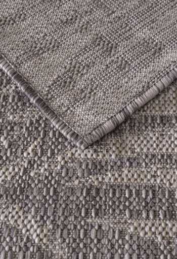 [kusovy-koberec-casa-607-taupe-3.jpg]