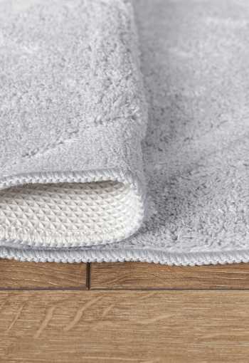 [kupelnova-predlozka-lina-strieborna-4.jpg]