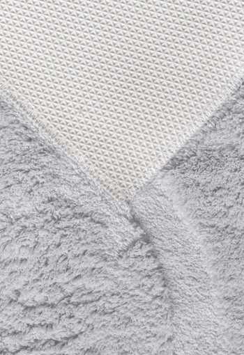 [kupelnova-predlozka-lina-strieborna-5.jpg]