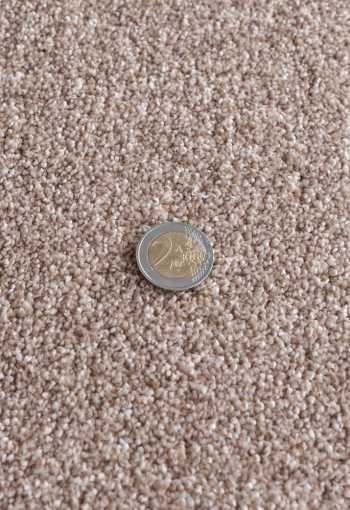 [metrazny-koberec-xavier-63-2.jpg]