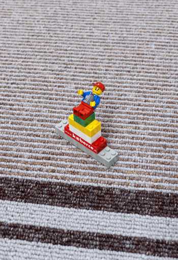 [schodove-naslapy-gandia-hneda-2.jpg]