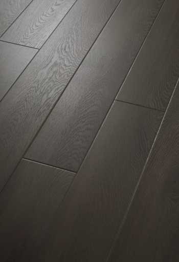 [raven-50-lvre-3188-_angled_naturals.jpg]