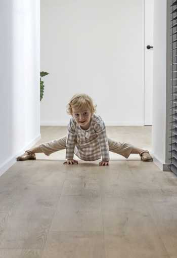 [forest-50-lvp-806-_child_naturals.jpg]