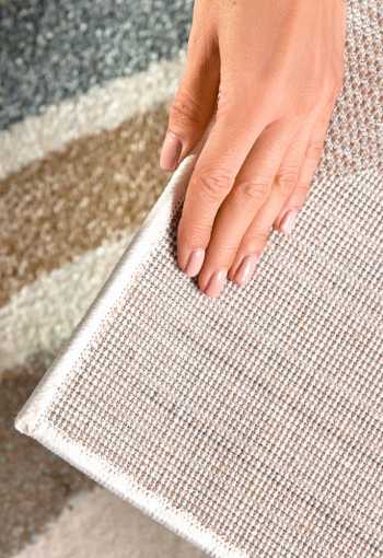 [detsky-kusovy-koberec-106306-2.jpg]