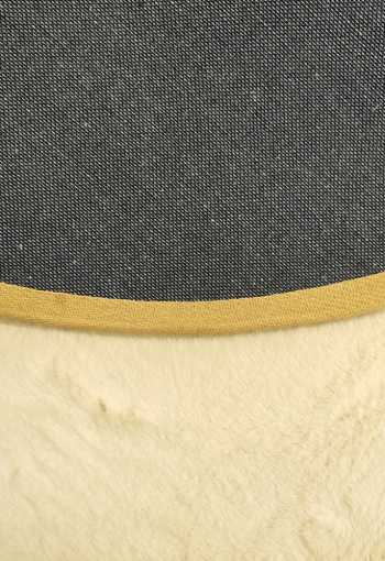 [kusovy-koberec-bunny-n35-kruh-4.jpg]