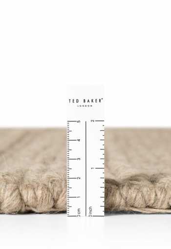 [106352_l_zoom2.jpg]